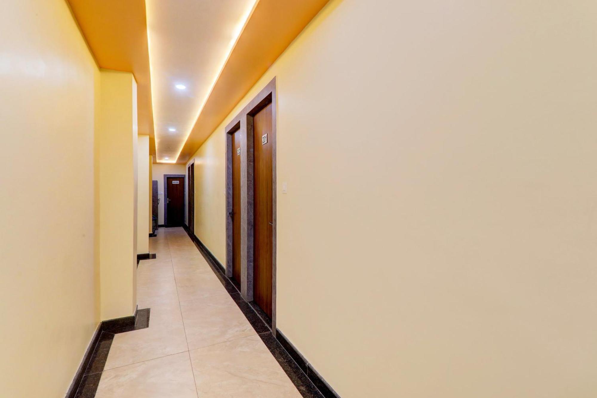 Super Hotel O Raas Plaza Kānpur Exterior foto